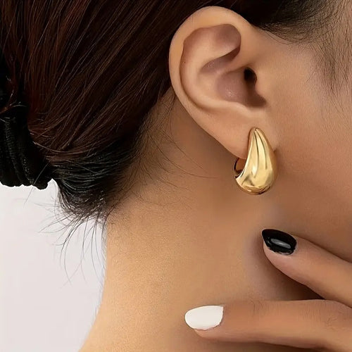 طقم أقراط ألماس دائري فاخر لامع - مطلي بالذهب عيار ٢٤ قيراطًا | بريق فاخر