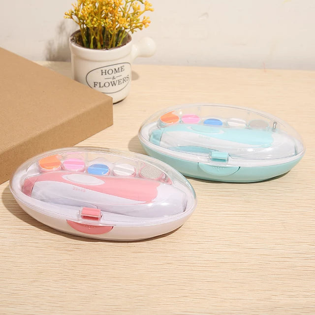 مقص أظافر الأطفال