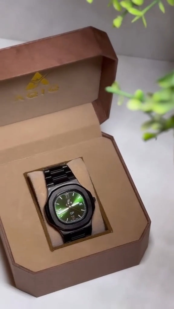 ساعة يد مطاطية للرجال باللون الأسود