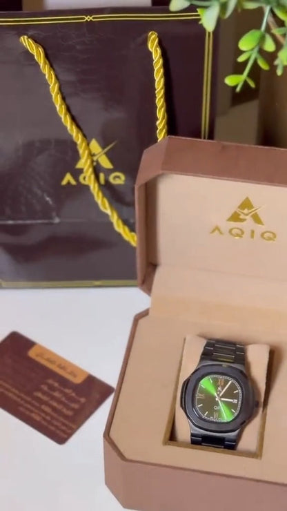 ساعة يد مطاطية للرجال باللون الأسود